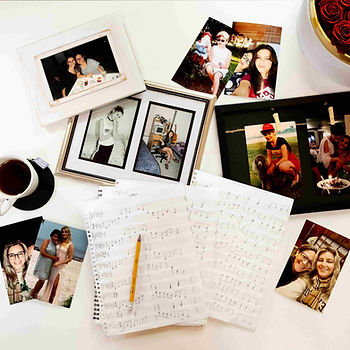 In her debut release Love & Loss, composer and pianist Zhanna Dzhurayeva bridges the worlds of classical tradition and modern sound design with sensitivity and emotional power. Recorded at Insane Sounds in Fort Lauderdale and produced by Salvatore Monteleone, the four-track EP transforms deeply personal experiences into a musical tale, narrative of love, grief, and resilience.