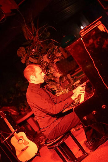 Meet Matteo Ramon Arevalos: Contemporary Classical Composer & Pianist