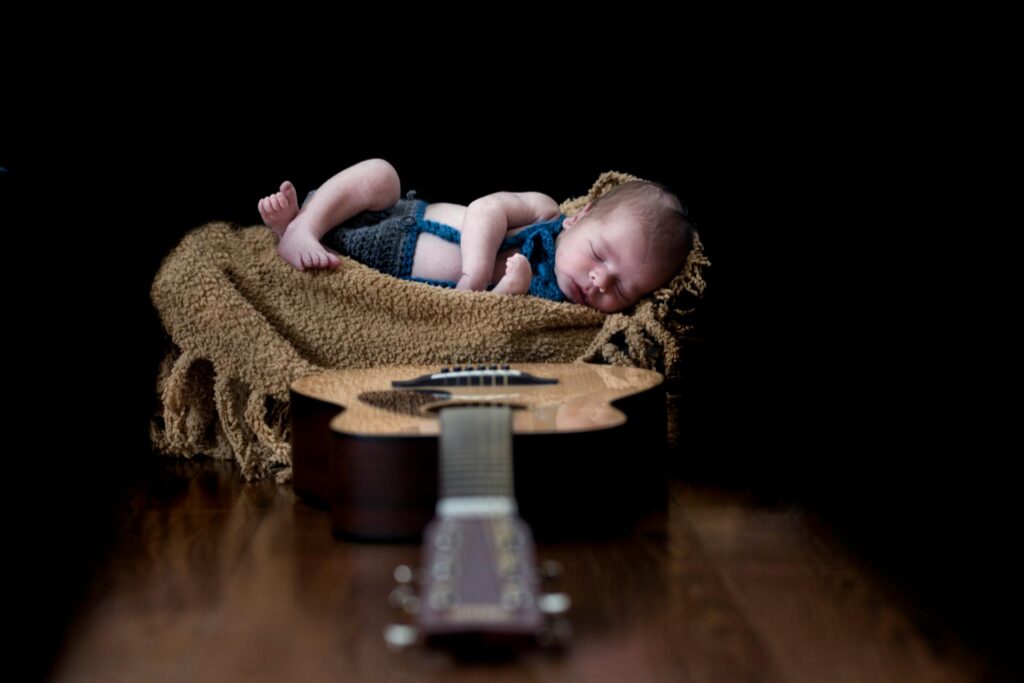 Newborns’ Hidden Beat, Bach Reveals Their Earliest Pulse Photo by Evelyn Chong